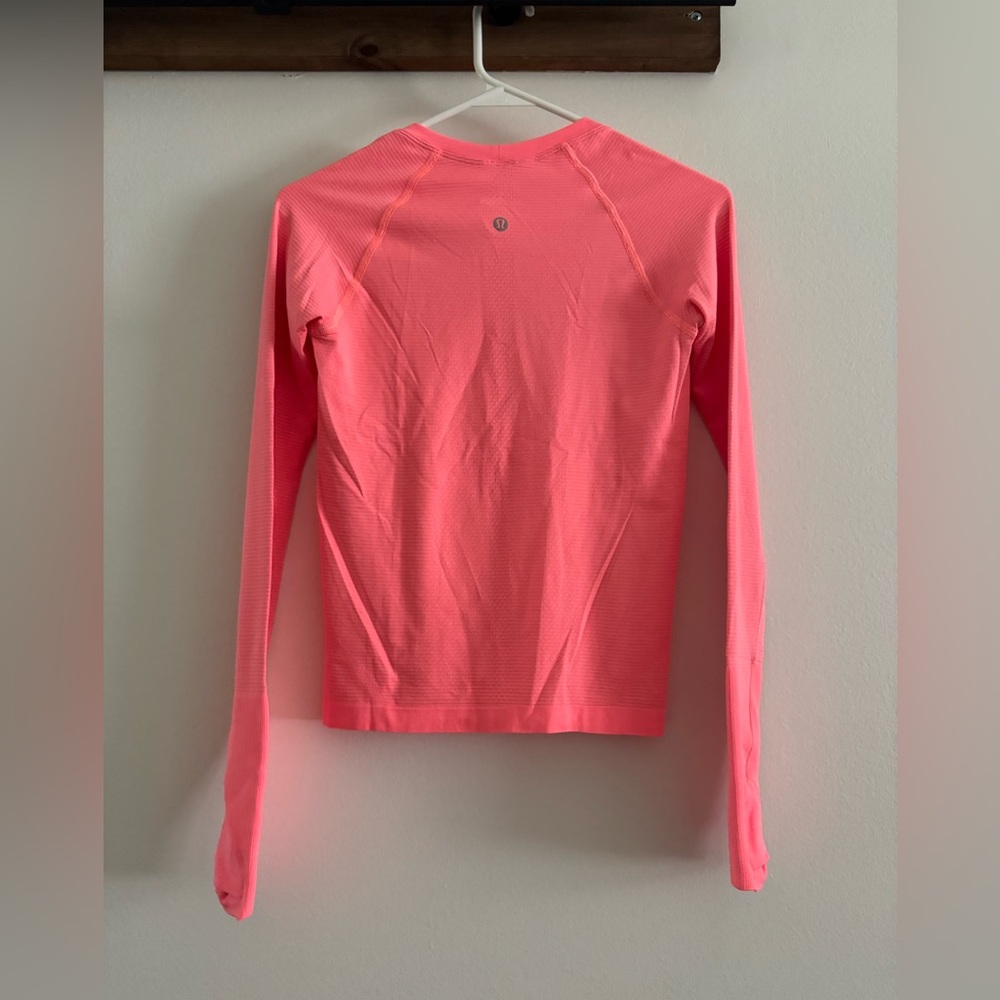 Lululemon Athletica Vibrant Pink Sweatshirt - Picture 6 of 6